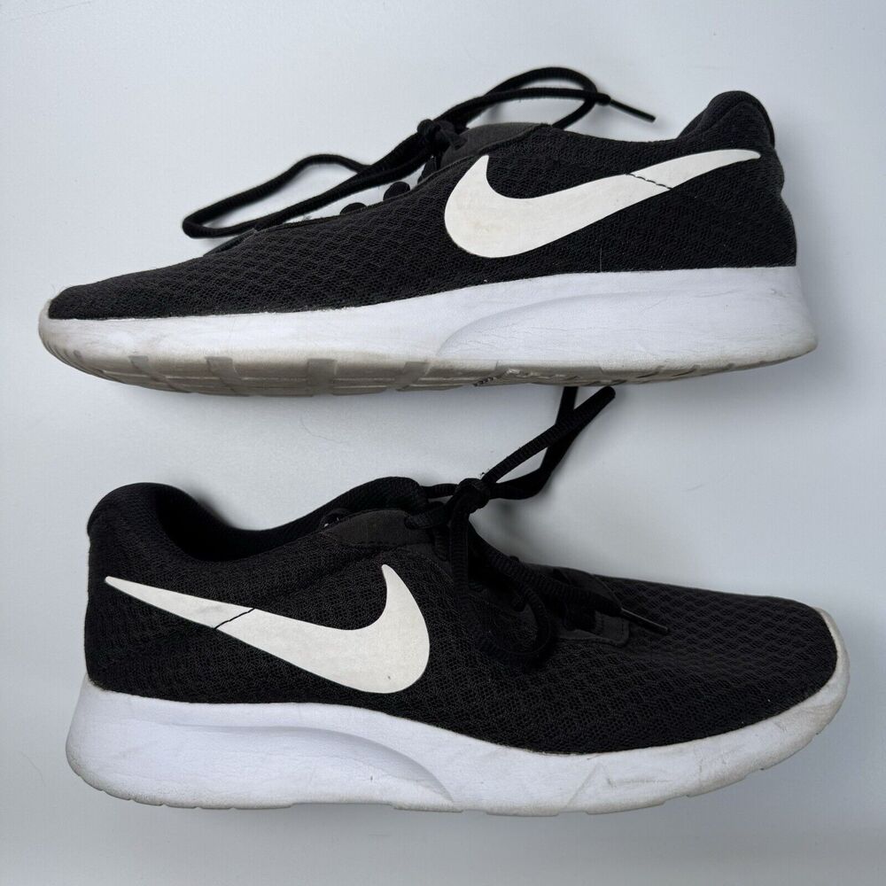 Nike Tanjun Running Shoes Black White 812655-011 Women’s 8 Lightweight Sneaker - Picture 6 of 9